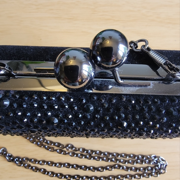 Purse Mini Kisslock Glittery Cocktail party crossbody/hand held purse. 😍 - Picture 10 of 10